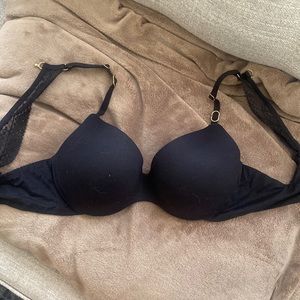 Victoria’s Secret Incredible Bra